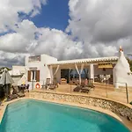Rocio Villa Binibeca